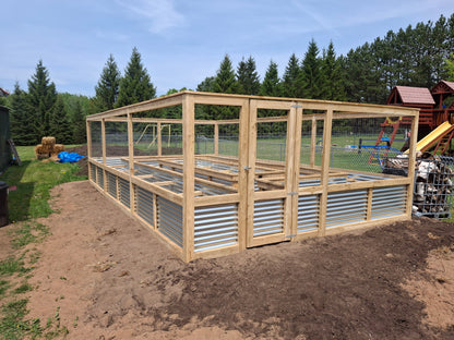Enclosed Horseshoe Raised Garden Bed