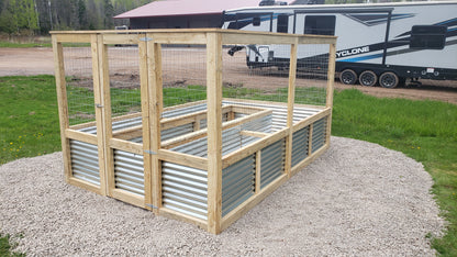 Enclosed Horseshoe Raised Garden Bed